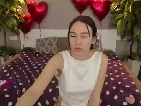 Snapshot of NikkiGoldSide chatting on February 28, 2025, 4:54 am NikkiGoldSide online show from February 28, 2025, 4:54 am