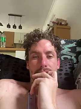 bradleyjamesmc online show from March 1, 2026, 6:02 am