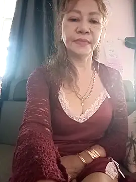 Snapshot of Baby-sexysweet69 chatting on October 17, 2025, 12:14 am Baby-sexysweet69 online show from October 17, 2025, 12:14 am