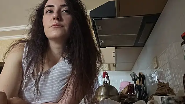 AlejandraDelaney online show from October 19, 2025, 9:12 am