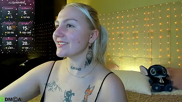 Snapshot of Debbie_Taylor chatting on May 14, 2026, 5:21 pm Debbie Taylor online show from May 14, 2026, 5:21 pm