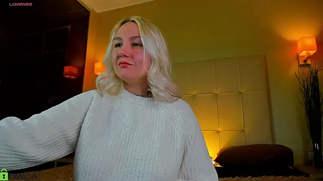 Snapshot of Debbie_Taylor chatting on April 10, 2026, 5:31 pm Debbie Taylor online show from April 10, 2026, 5:31 pm