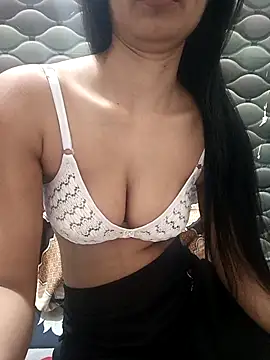 Rajni-Mehra online show from February 8, 2026, 5:49 am