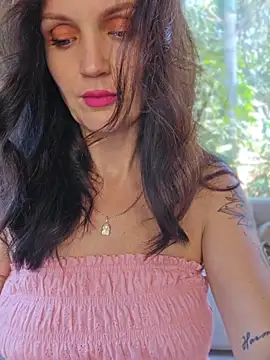 Snapshot of NataLive chatting on April 13, 2026, 2:15 am NataLive online show from April 13, 2026, 2:15 am