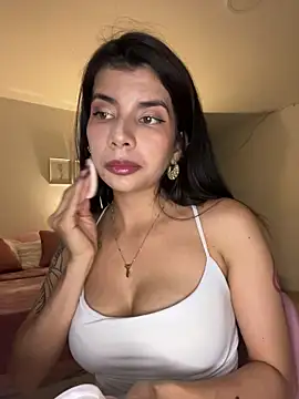 Snapshot of adop_me__ chatting on March 31, 2026, 11:07 pm adop me online show from March 31, 2026, 11:07 pm