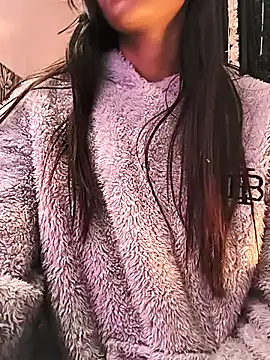 Snapshot of Anushka_Rajput05 chatting on January 16, 2025, 6:27 pm Anushka Rajput05 online show from January 16, 2025, 6:27 pm