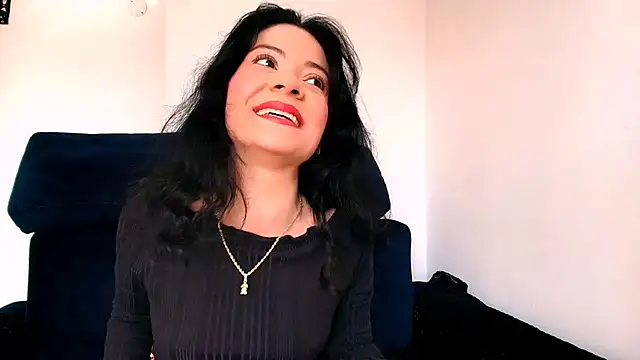 miabeautyxx online show from April 22, 2026, 1:29 pm