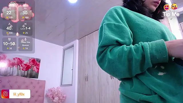 Snapshot of lily_f00x chatting on September 23, 2025, 12:34 pm lily f00x online show from September 23, 2025, 12:34 pm