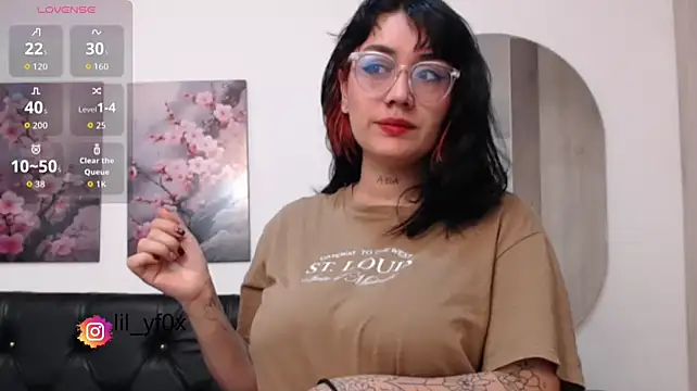 Snapshot of lily_f00x chatting on September 11, 2025, 12:38 pm lily f00x online show from September 11, 2025, 12:38 pm