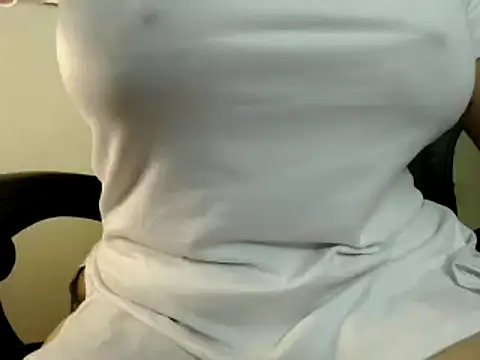 Queendeliciusss online show from December 20, 2024, 10:43 pm