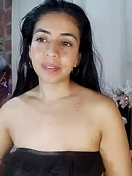 Snapshot of anngela01 chatting on December 4, 2024, 11:02 am anngela01 online show from December 4, 2024, 11:02 am