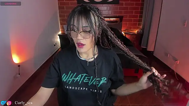 Snapshot of Scarlett_Vela13 chatting on February 21, 2026, 11:51 pm Scarlett Vela13 online show from February 21, 2026, 11:51 pm