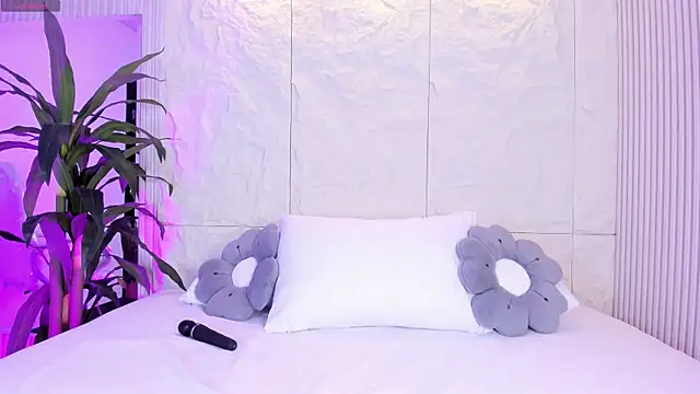 Snapshot of AnahinClar chatting on April 4, 2026, 12:12 pm AnahinClar online show from April 4, 2026, 12:12 pm