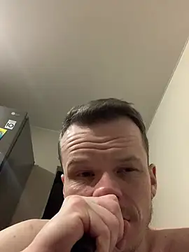 Maksiii-all online show from February 8, 2025, 2:26 am