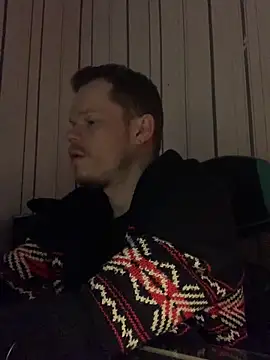 Maksiii-all online show from February 8, 2025, 6:33 pm