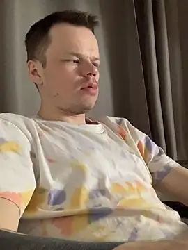 Maksiii-all online show from March 17, 2025, 5:05 pm