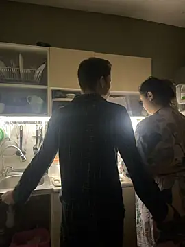 Maksiii-all online show from January 5, 2026, 7:39 pm