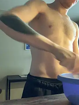 Maksiii-all online show from March 2, 2025, 10:47 am