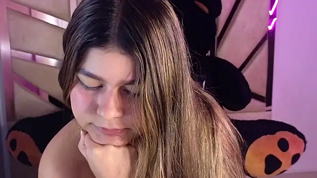 emmalee 01a online show from February 26, 2025, 2:27 pm