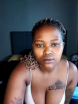 Snapshot of ThickPearlx23 chatting on April 20, 2026, 9:12 am ThickPearlx23 online show from April 20, 2026, 9:12 am