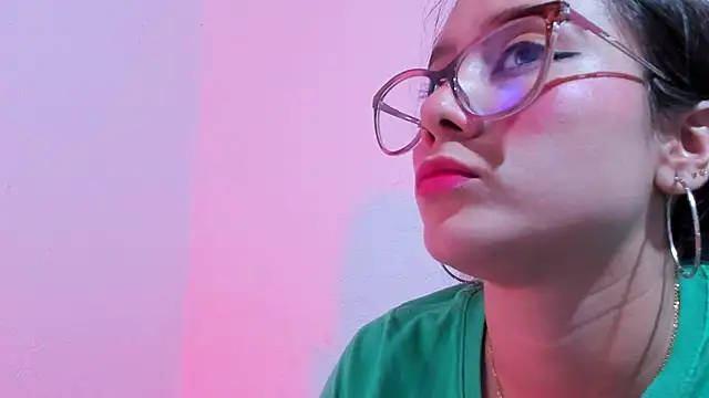 Snapshot of teffy_lee chatting on March 16, 2025, 11:15 pm teffy lee online show from March 16, 2025, 11:15 pm