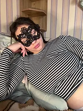 Snapshot of 69Laura696 chatting on March 2, 2026, 1:18 pm 69Laura696 online show from March 2, 2026, 1:18 pm