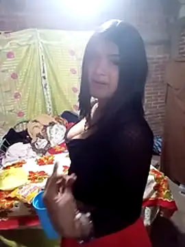 yovana13 online show from January 15, 2026, 5:55 am