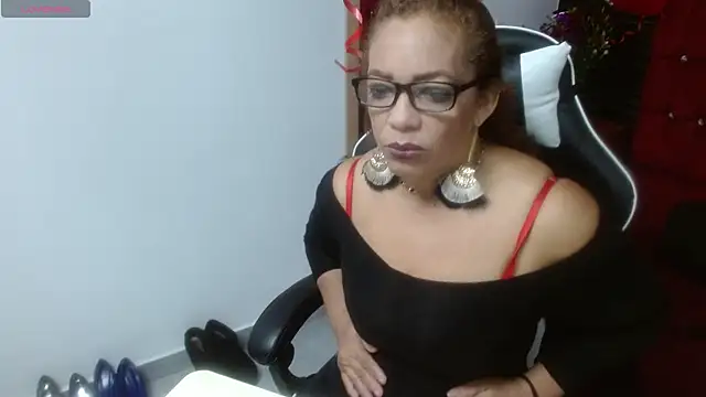 Snapshot of PervertedMature chatting on March 12, 2025, 4:19 am PervertedMature online show from March 12, 2025, 4:19 am