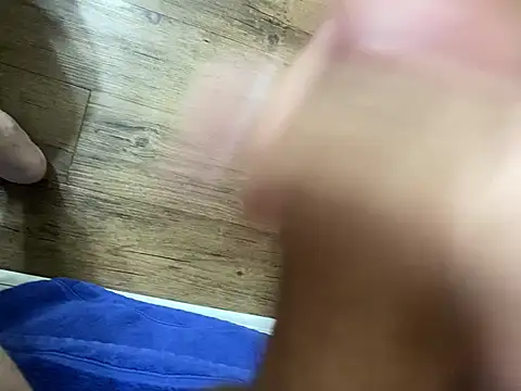 DuroMan25 online show from March 3, 2025, 8:21 pm