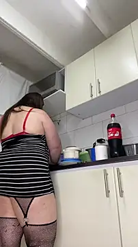 Chloee ep online show from November 9, 2025, 4:27 am