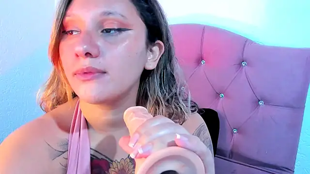 Mila nixon02 online show from March 3, 2025, 3:32 pm