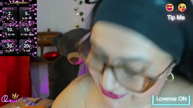 Snapshot of Gia_Nahomi chatting on May 3, 2026, 10:13 pm Gia Nahomi online show from May 3, 2026, 10:13 pm