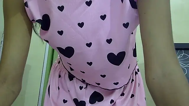 Snapshot of manisha_baby chatting on October 24, 2025, 6:01 am manisha baby online show from October 24, 2025, 6:01 am