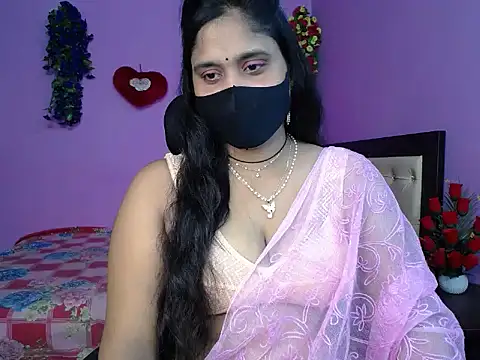 Hot Maleka online show from May 20, 2026, 4:37 pm