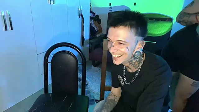 Snapshot of Seebohm1111 chatting on February 14, 2026, 2:23 am Seebohm1111 online show from February 14, 2026, 2:23 am