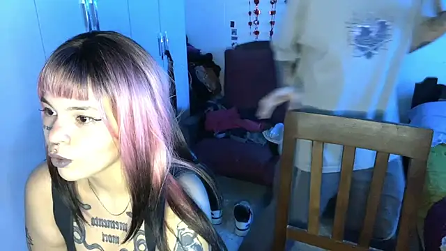 Snapshot of Seebohm1111 chatting on February 15, 2026, 4:46 am Seebohm1111 online show from February 15, 2026, 4:46 am