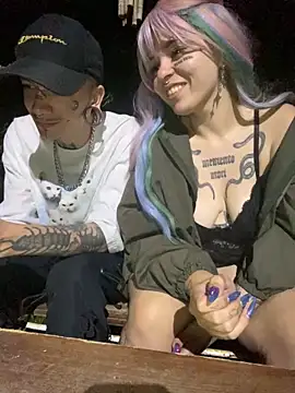 Snapshot of Seebohm1111 chatting on December 15, 2024, 12:29 am Seebohm1111 online show from December 15, 2024, 12:29 am