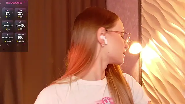 Tiffanyhunt online show from November 20, 2025, 3:12 pm