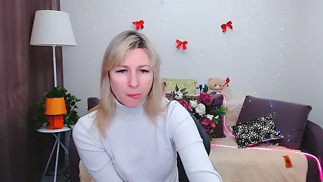 Snapshot of Incredible_Ariela chatting on February 18, 2025, 10:27 am Incredible Ariela online show from February 18, 2025, 10:27 am