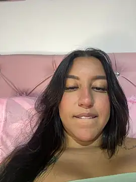 Tamara Roberts1 online show from February 2, 2025, 3:54 am