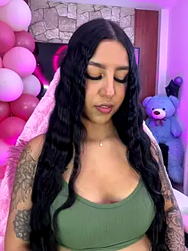 Tamara Roberts1 online show from September 28, 2025, 8:49 pm