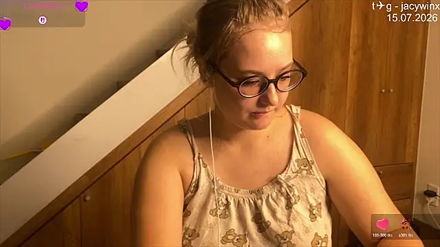 Snapshot of JacyWinslat chatting on July 15, 2026, 8:49 pm JacyWinslat online show from July 15, 2026, 8:49 pm