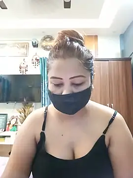 Cute-mona online show from July 8, 2026, 9:54 am