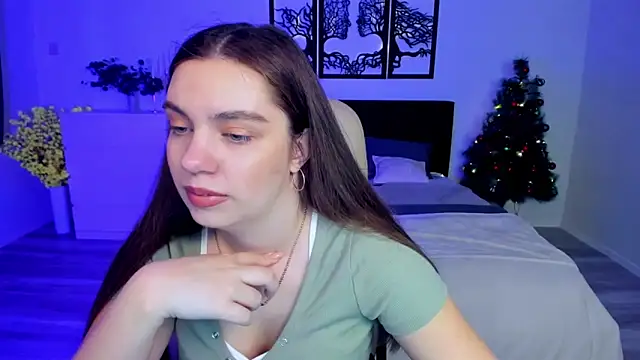 Snapshot of DaniellaLovely chatting on January 17, 2025, 10:55 am DaniellaLovely online show from January 17, 2025, 10:55 am
