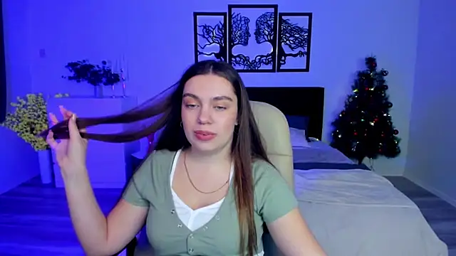 Snapshot of DaniellaLovely chatting on January 17, 2025, 1:56 pm DaniellaLovely online show from January 17, 2025, 1:56 pm