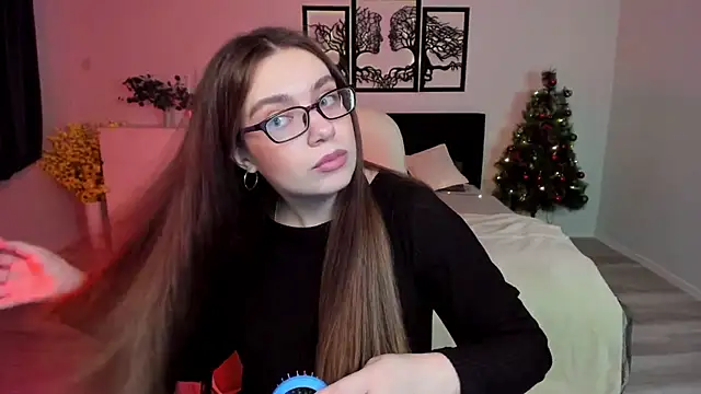 Snapshot of DaniellaLovely chatting on January 9, 2025, 11:14 am DaniellaLovely online show from January 9, 2025, 11:14 am