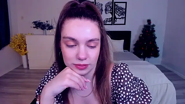 Snapshot of DaniellaLovely chatting on January 14, 2025, 11:10 am DaniellaLovely online show from January 14, 2025, 11:10 am