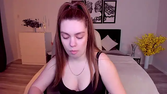 Snapshot of DaniellaLovely chatting on February 7, 2025, 2:15 pm DaniellaLovely online show from February 7, 2025, 2:15 pm