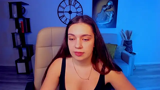 Snapshot of DaniellaLovely chatting on October 7, 2025, 7:09 am DaniellaLovely online show from October 7, 2025, 7:09 am