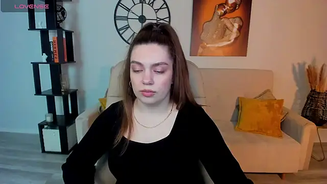 Snapshot of DaniellaLovely chatting on March 5, 2025, 2:12 pm DaniellaLovely online show from March 5, 2025, 2:12 pm